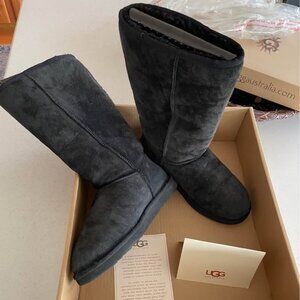 UGG Women's Classic Tall II boots in Black Women’s Size 10